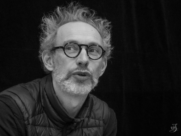 portrait sur le vif (388 visits) portrait sur le vif